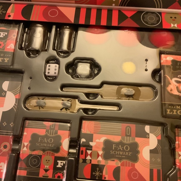 F.A.O. SCHWARZ MAGIC SET - Picture 8 of 12